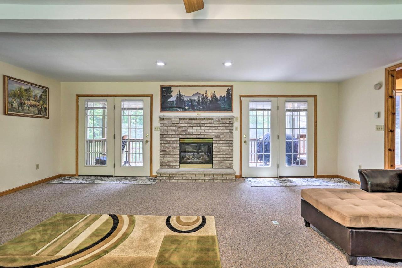 Henryville Home With Hot Tub About 5 Mi To Camelback! Exterior foto